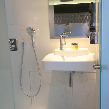 토닉 생 제르맹 데 프레 호텔