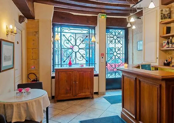 토닉 생 제르맹 데 프레 파리