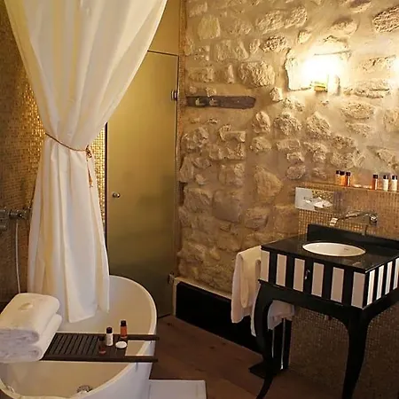 Hotel Tonic Saint Germain Des Prés 3*