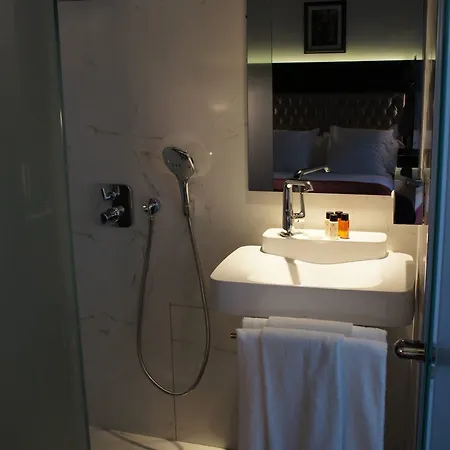 Hotel Tonic Saint Germain Des Pres Paris